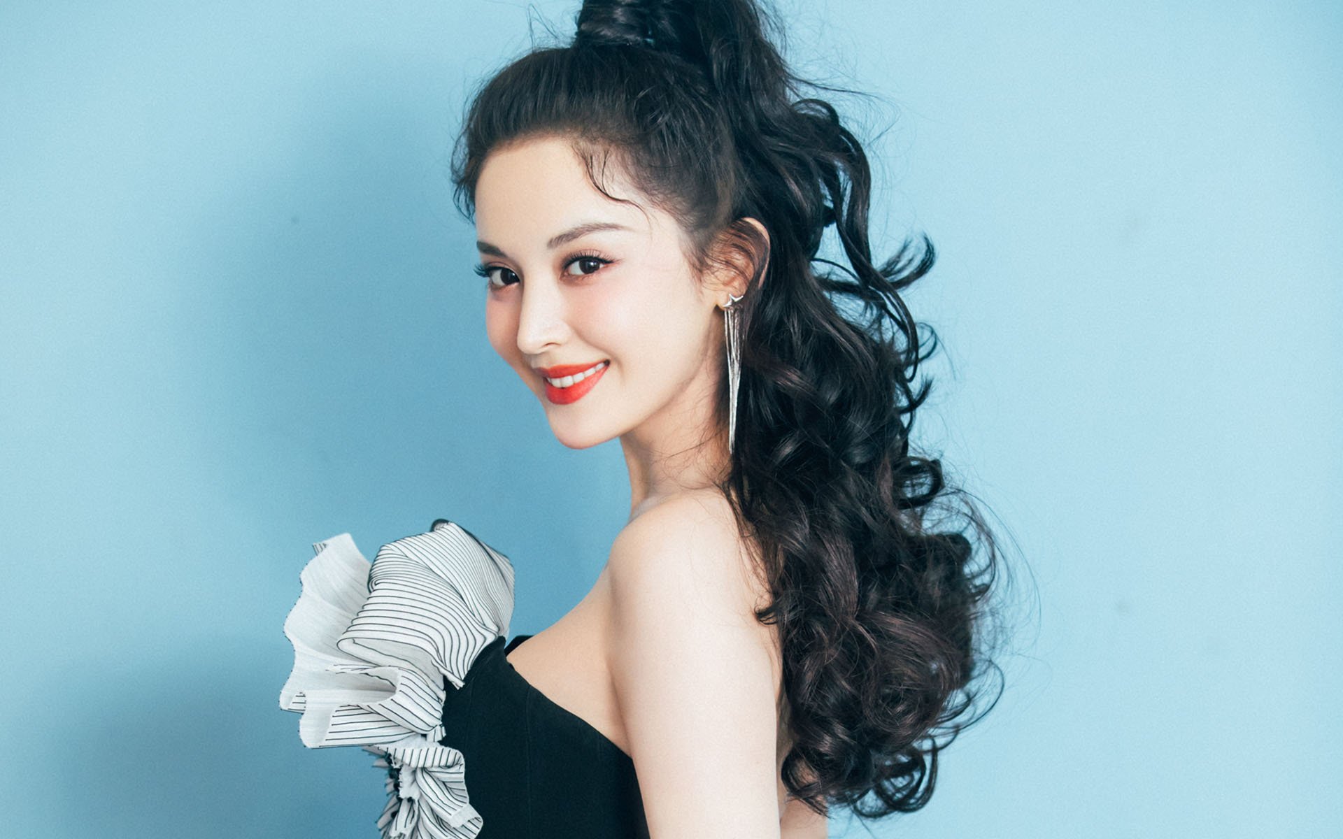 kaiyun登录入口-“亚戈·卡尔曼的传球与组织能力，成为阿根廷美洲狮队的战术核心”