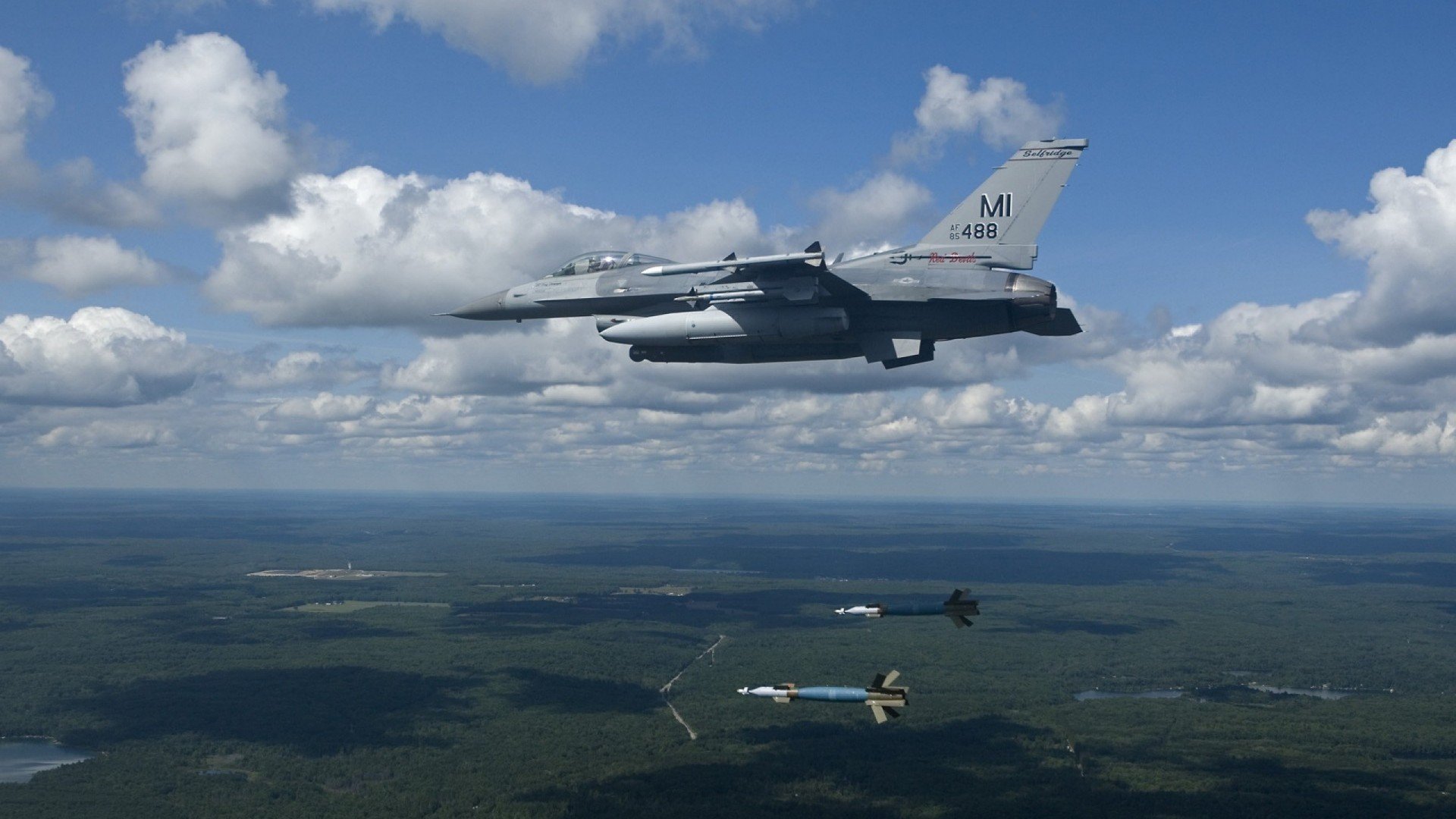 kaiyun登录入口-库里慈善拍卖球衣所得全额捐赠,库里捐款总额